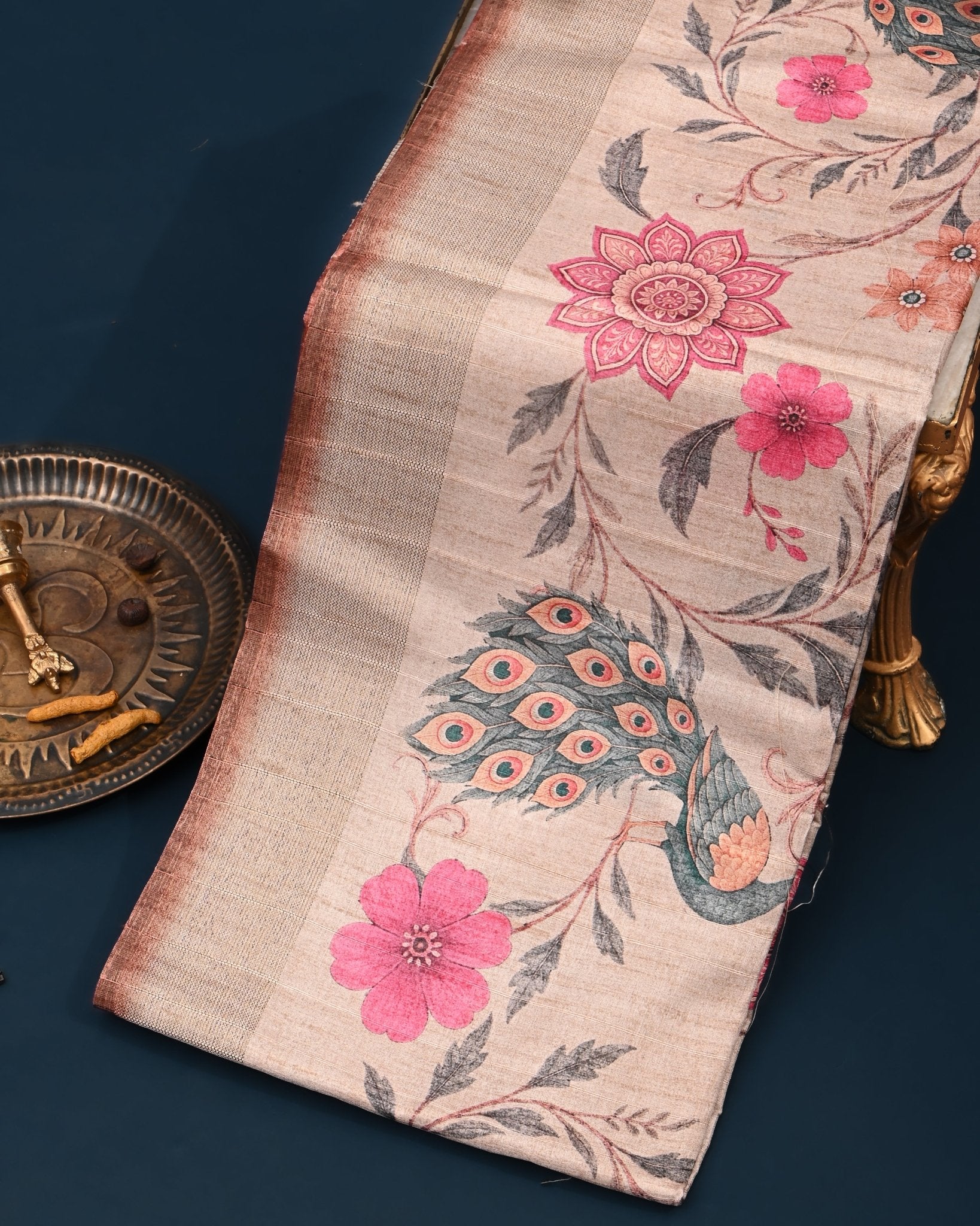 printed saree - Shop Vastram
