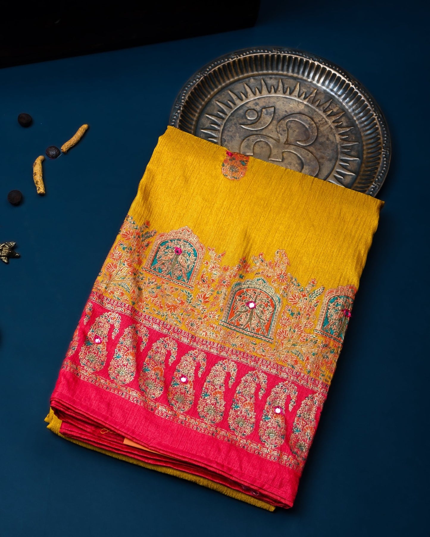 printed saree - Shop Vastram