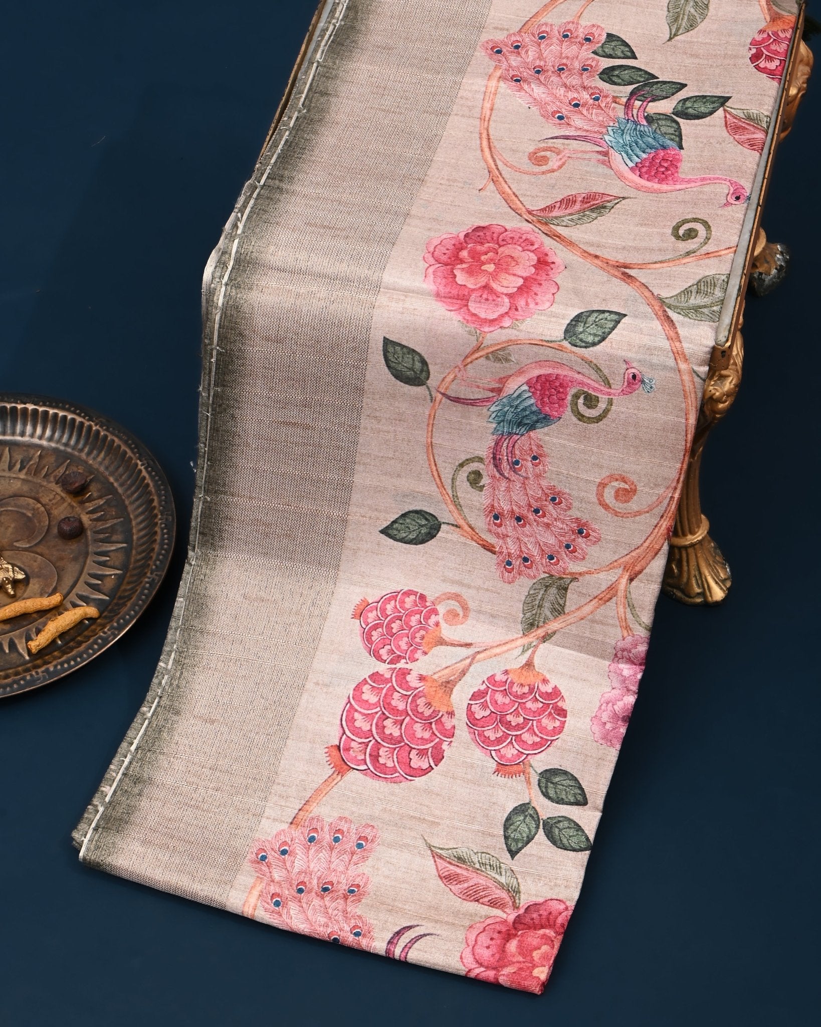 printed saree - Shop Vastram
