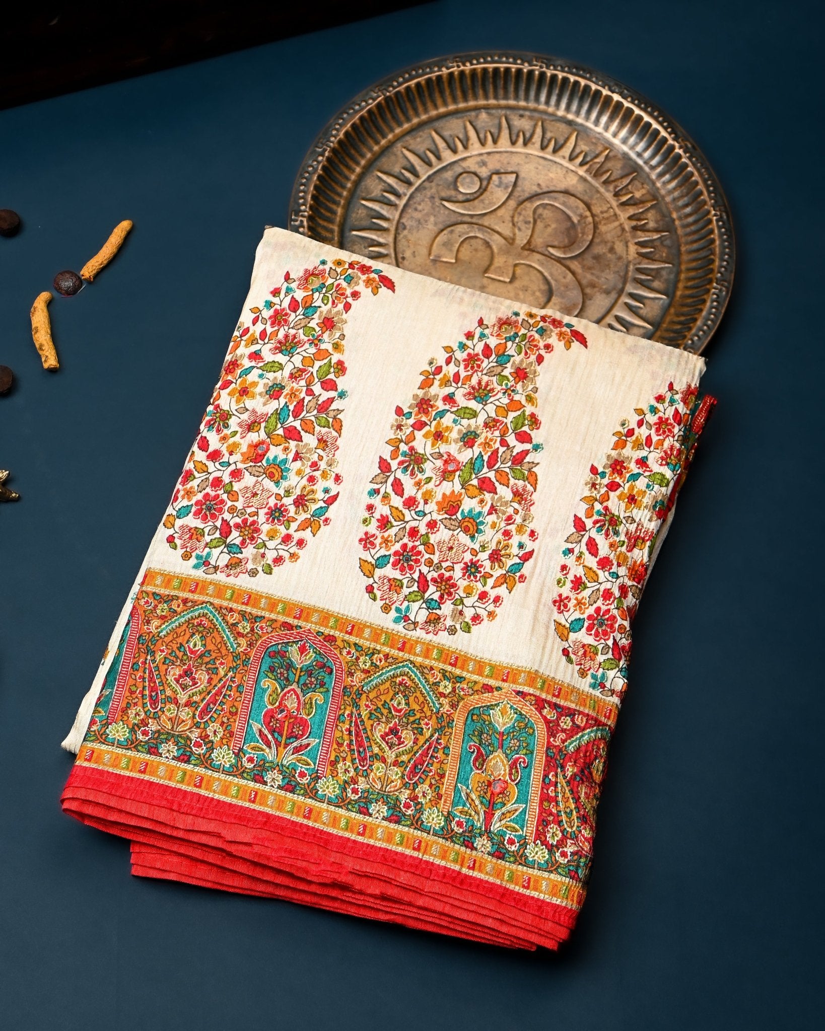printed saree - Shop Vastram