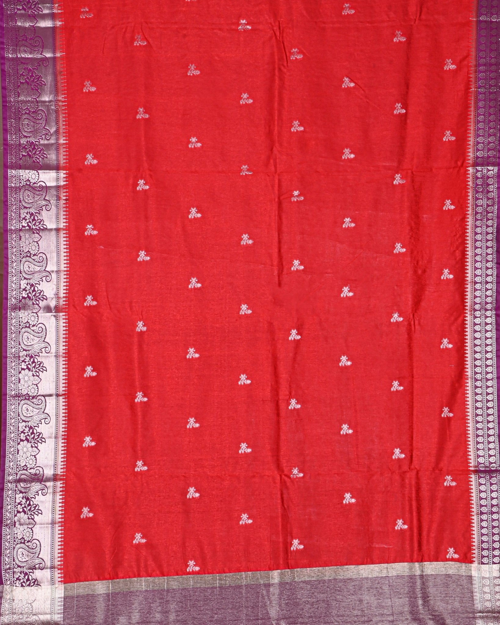 Red color Silk Saree - Shop Vastram