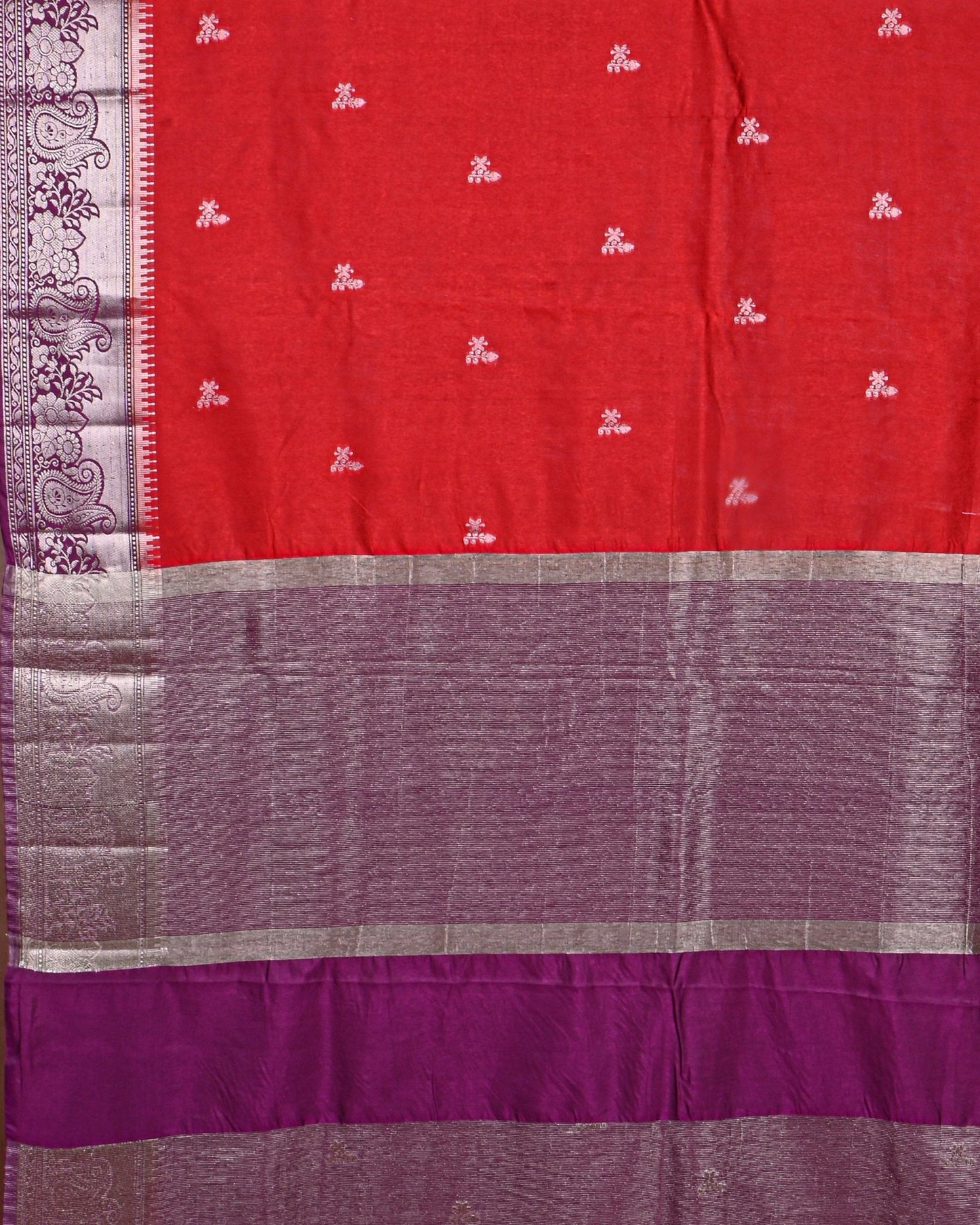 Red color Silk Saree - Shop Vastram