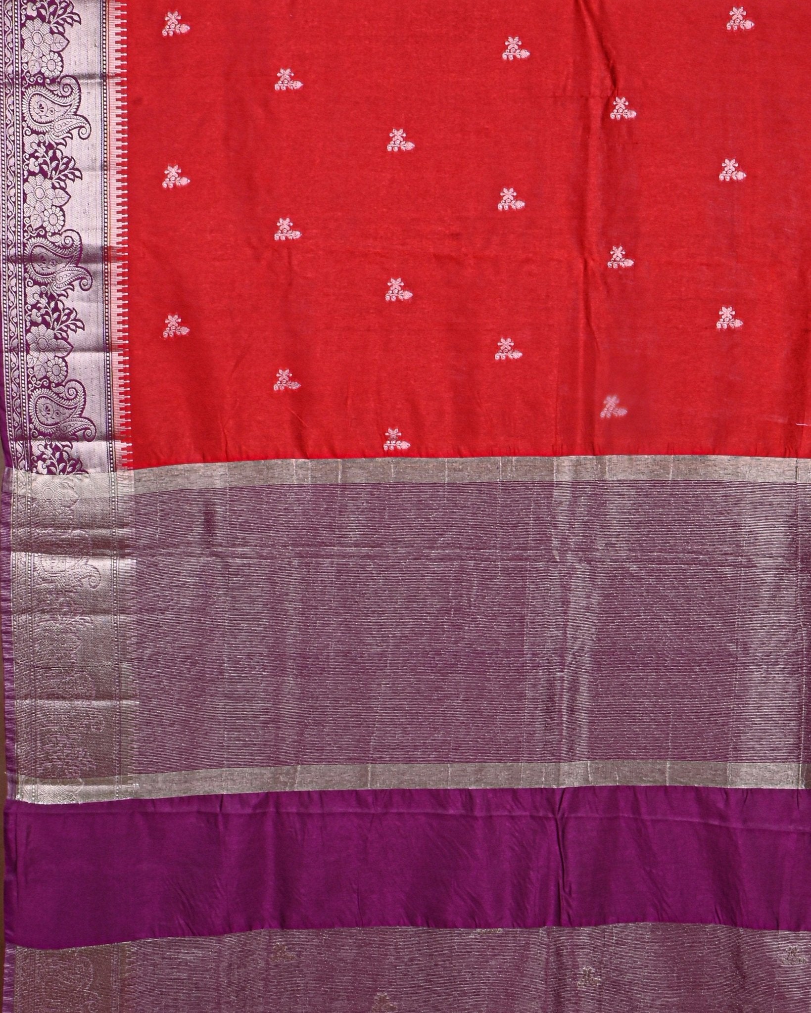 Red color Silk Saree - Shop Vastram