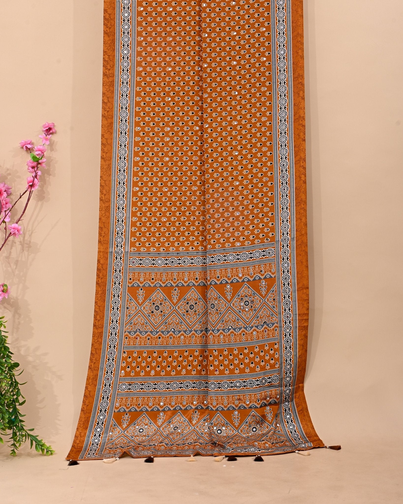 Yellow Silk Printed Saree - Shop Vastram